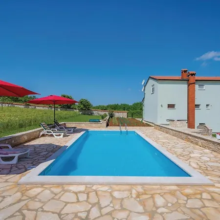 Cozy In Sv,lovrec With Kitchen Apartment Jakici